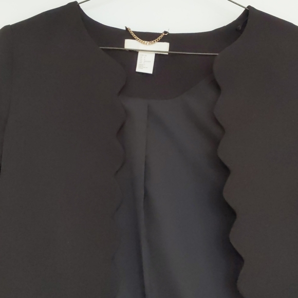 H&M - Black Scalloped Coat SZ 4 NWOT - Picture 3 of 5